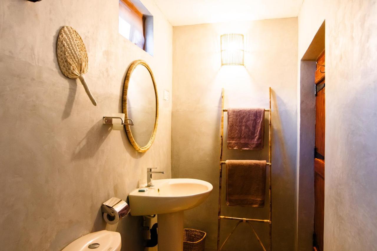 Pompon Hotel Pottuvil Bagian luar foto